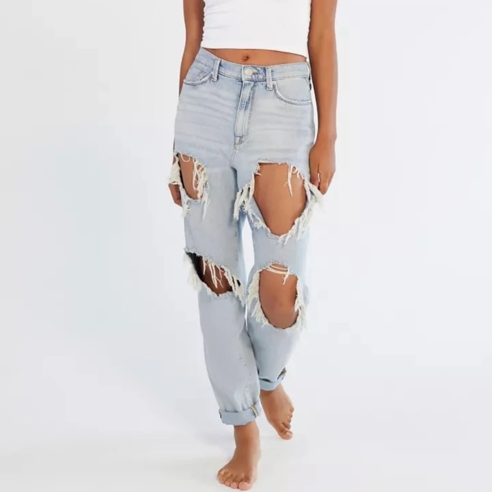 Urban Outfitters BDG High-Waisted Mom Jean
